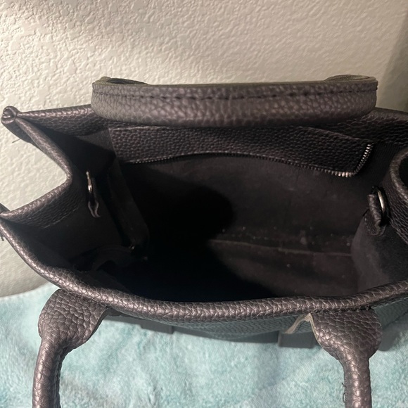 Marc Jacobs Black Textured Tote and Wallet - Picture 6 of 6